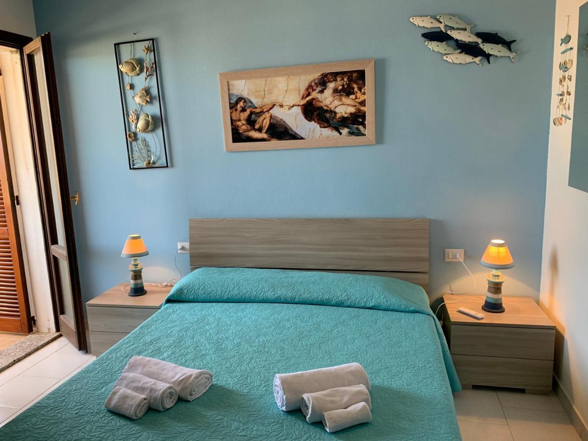 Una Finestra Sul Mare Calasetta Kültér fotó
